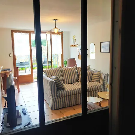 Maisonnette La Roseraie Feriehus
